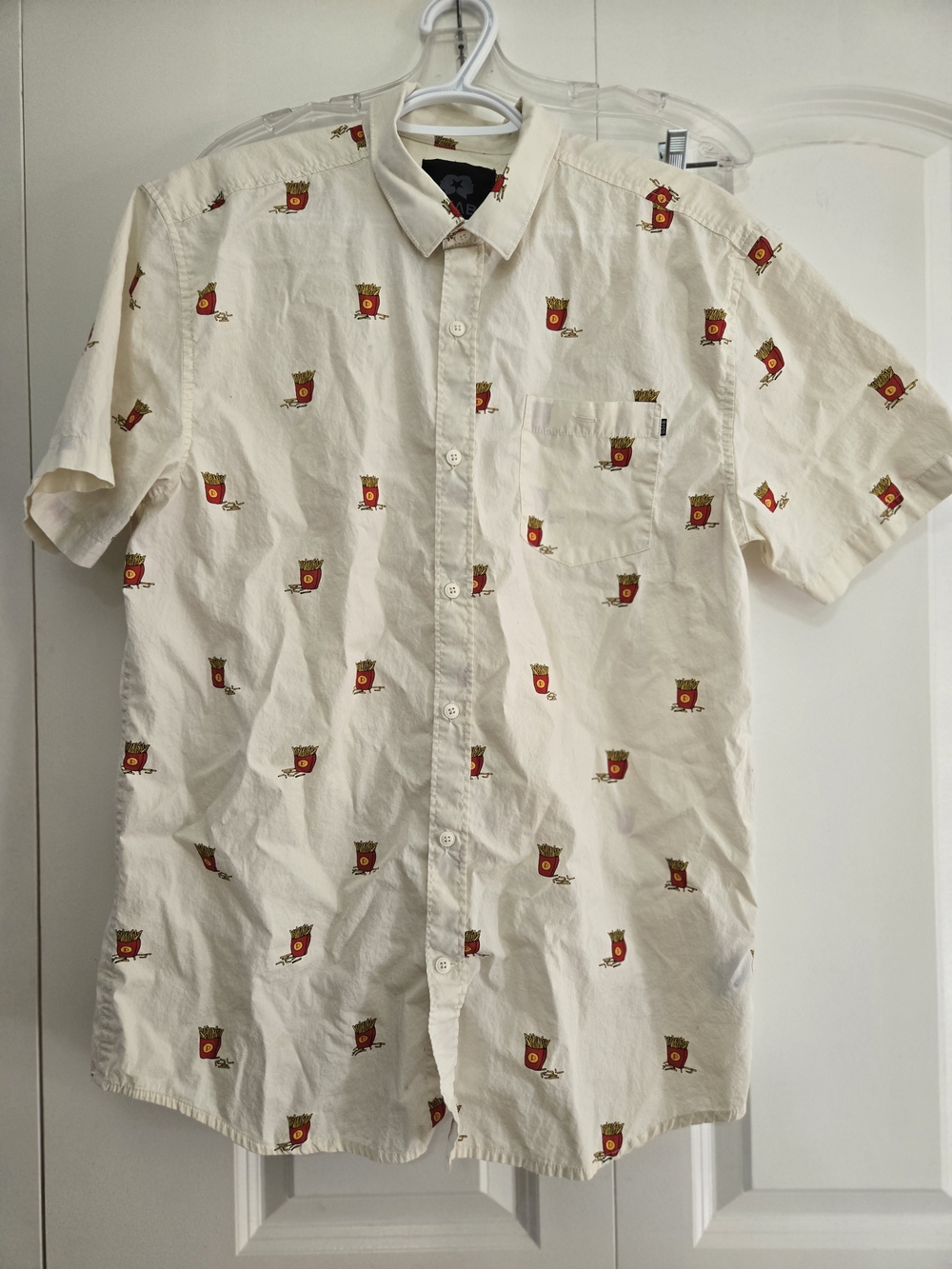 DJAB Men's Short-Sleeve Button-Up Shirt in Cream with Red Fry Print Large